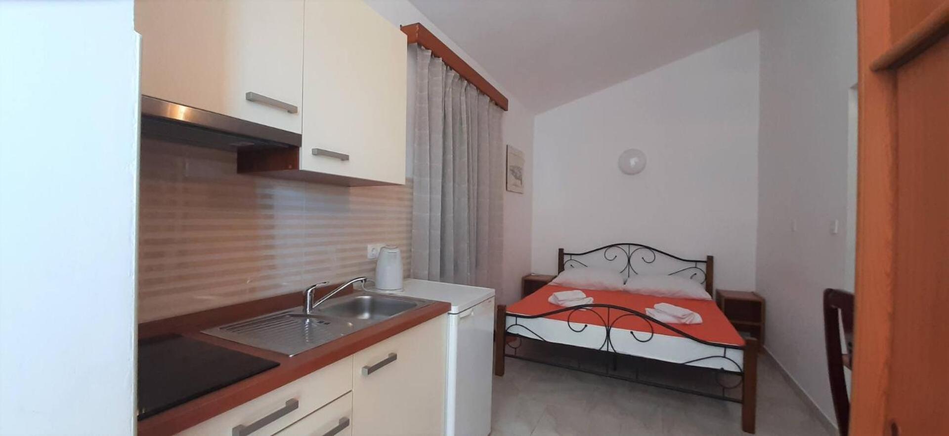 Guest House Helena Close To Beach Krk Town Bagian luar foto