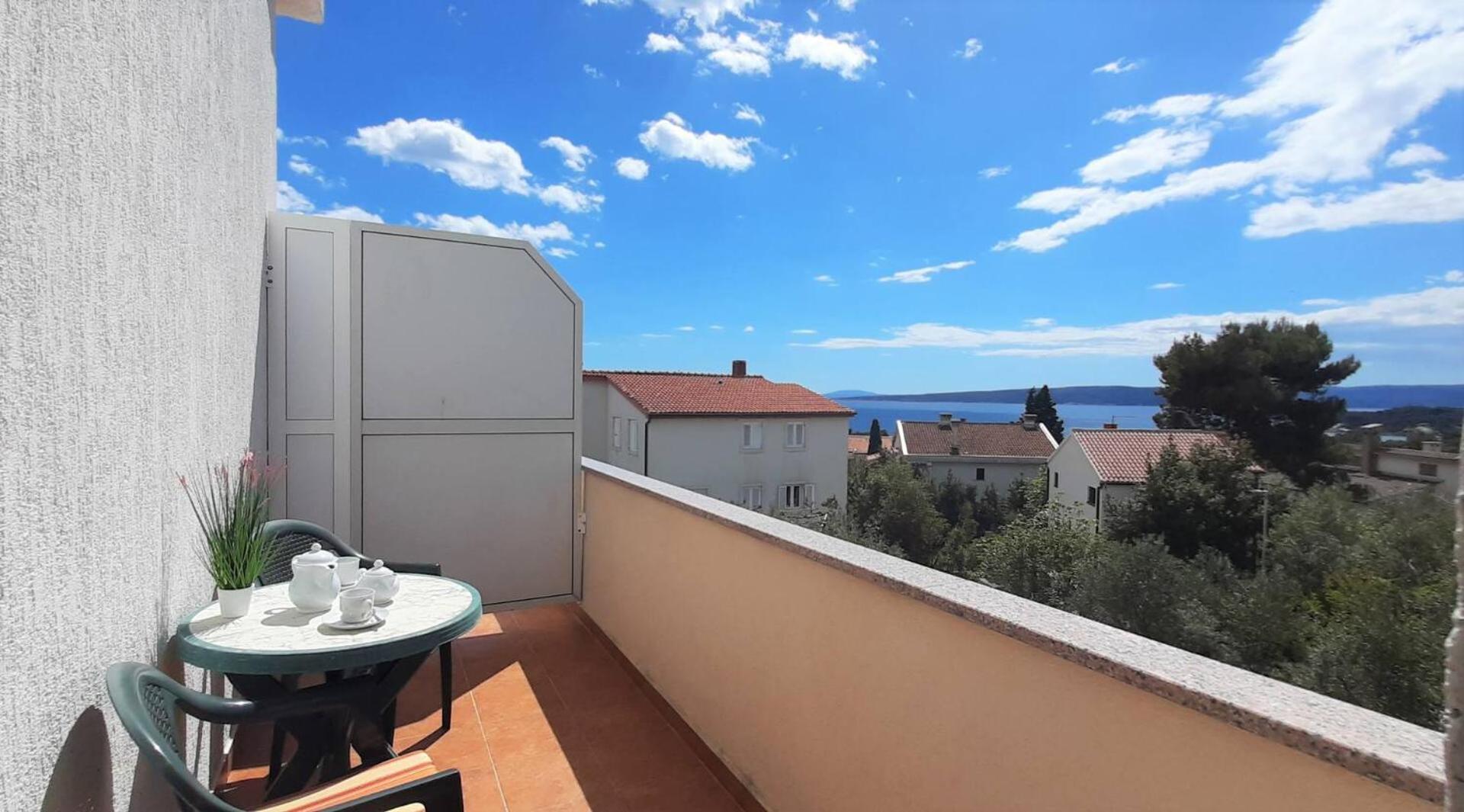 Guest House Helena Close To Beach Krk Town Bagian luar foto